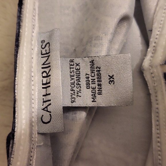 Catherine's multicolored 3/4 sleeve blouse size 3X - Picture 6 of 7